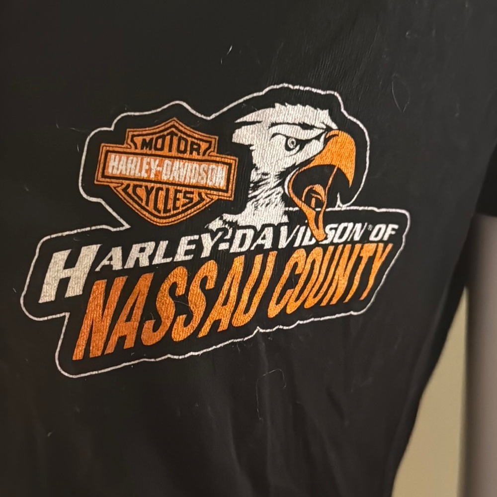 Harley-Davidson Black V-Neck Tee withNassau County Logo - Picture 2 of 5